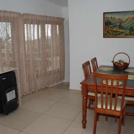 Kanarinis Apartments Омодос Екстер'єр фото