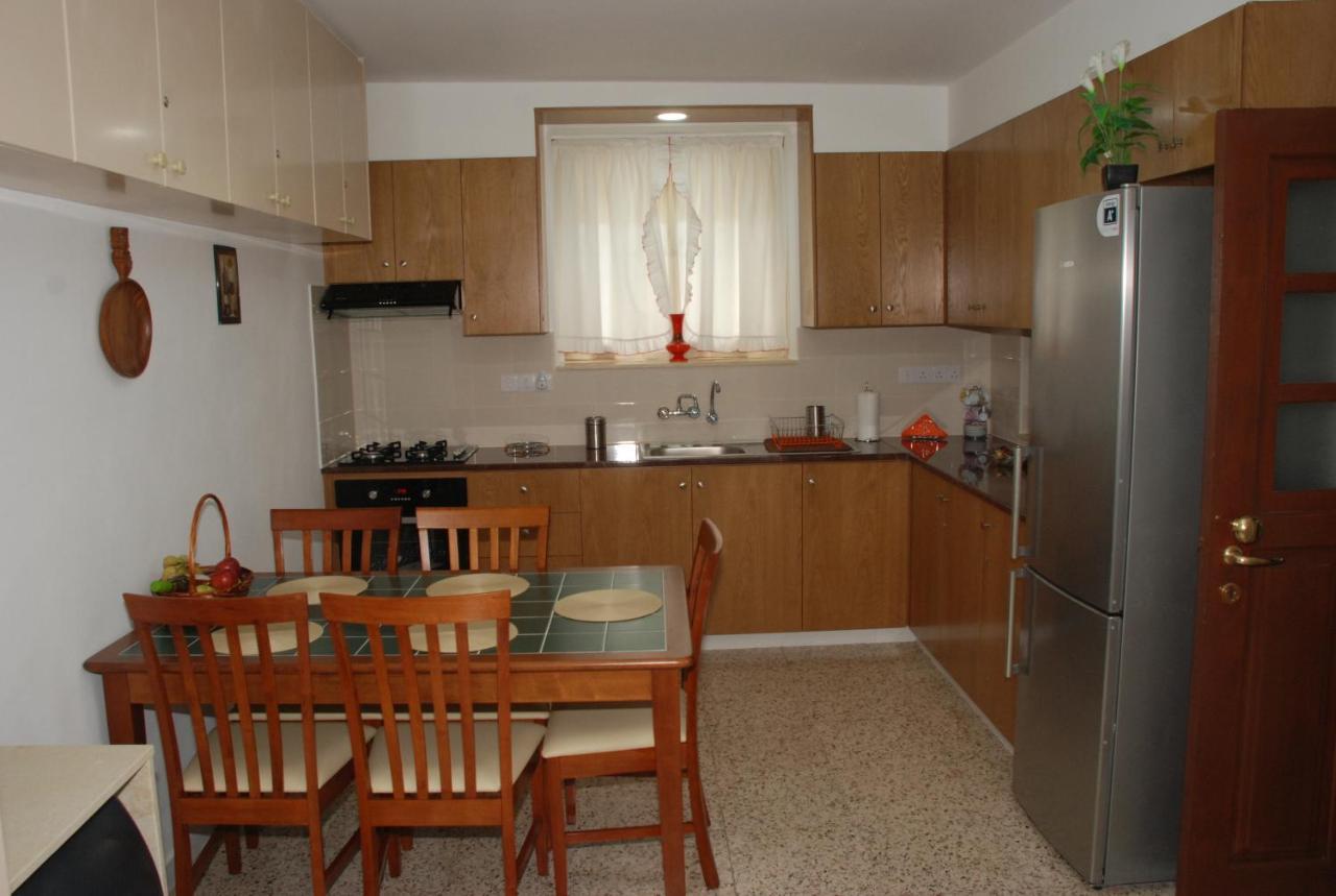 Kanarinis Apartments Омодос Екстер'єр фото